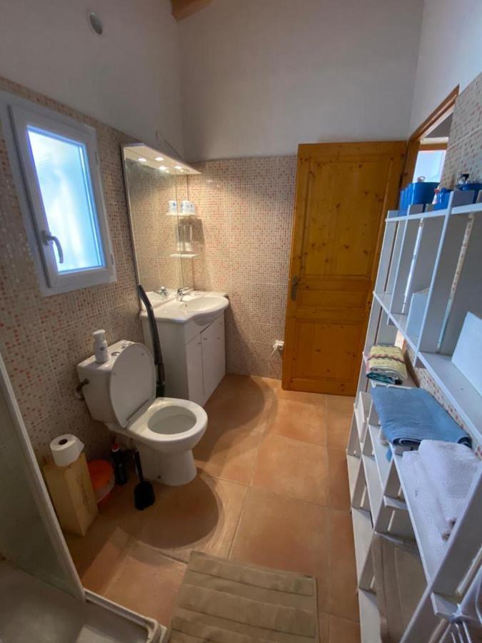 Bed and Breakfast Au Mazet Du Parc Ledenon Екстер'єр фото